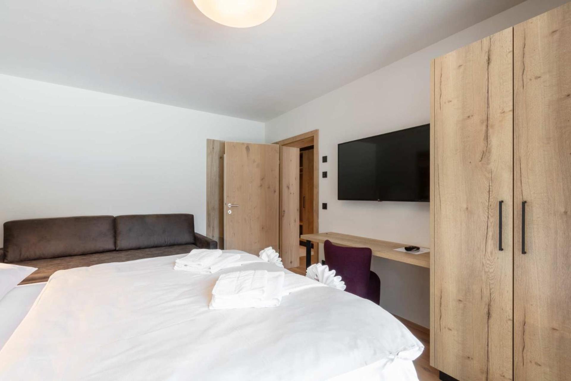 Emma Deluxe Aparthotel Ganzjaehrig Beheizter Aussenpool 피센도르프 객실 사진
